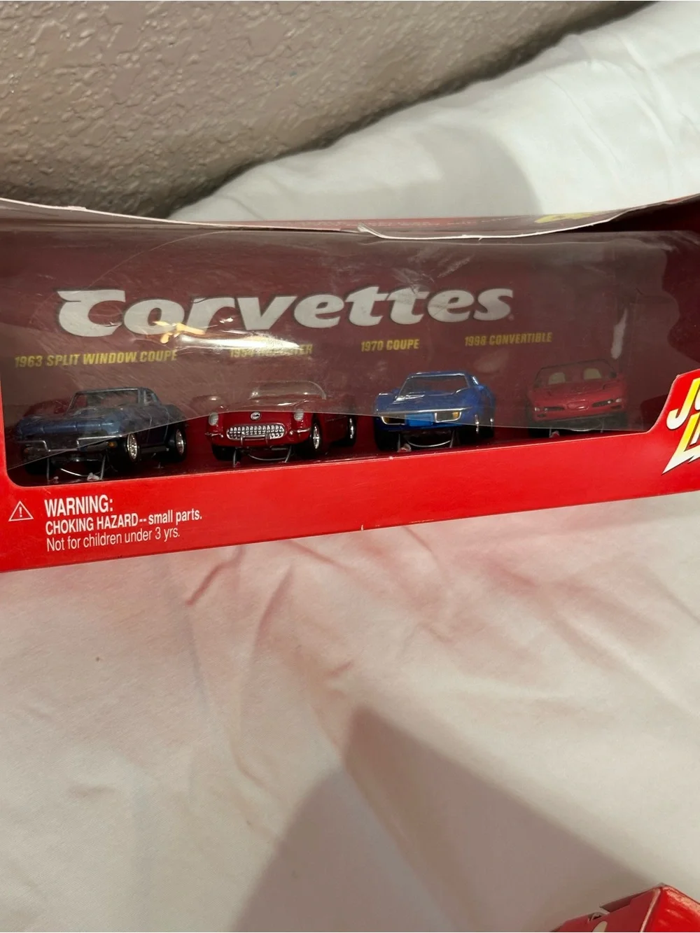 Johnny Lightning 4 Car Box Set Corvettes Lot of Two